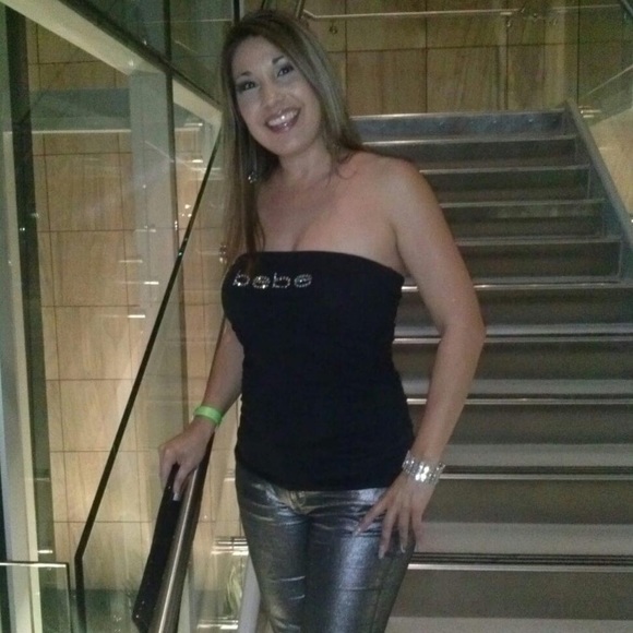 Meet your Posher, Zulie - Picture 3 of 13